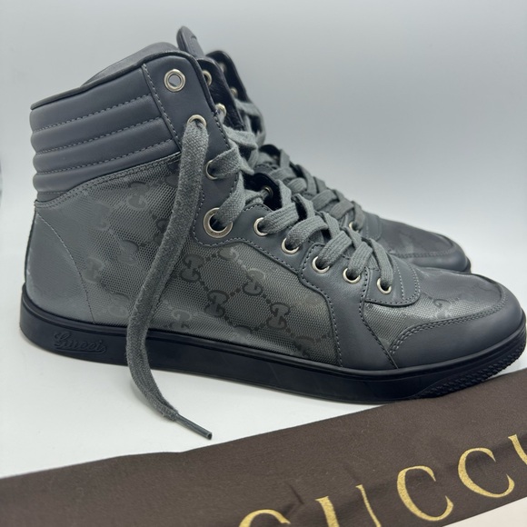 AUTHENTIC GUCCI Coda GG Imprime Canvas Sneakers Size 9 In Platinum Grey - Picture 1 of 16